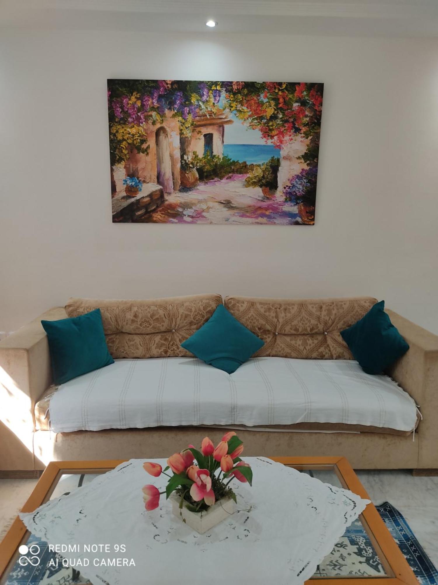 Etage De Villa Avec Jardin, Pres De L'Aireport Et Parking Prive Ariana Exterior foto